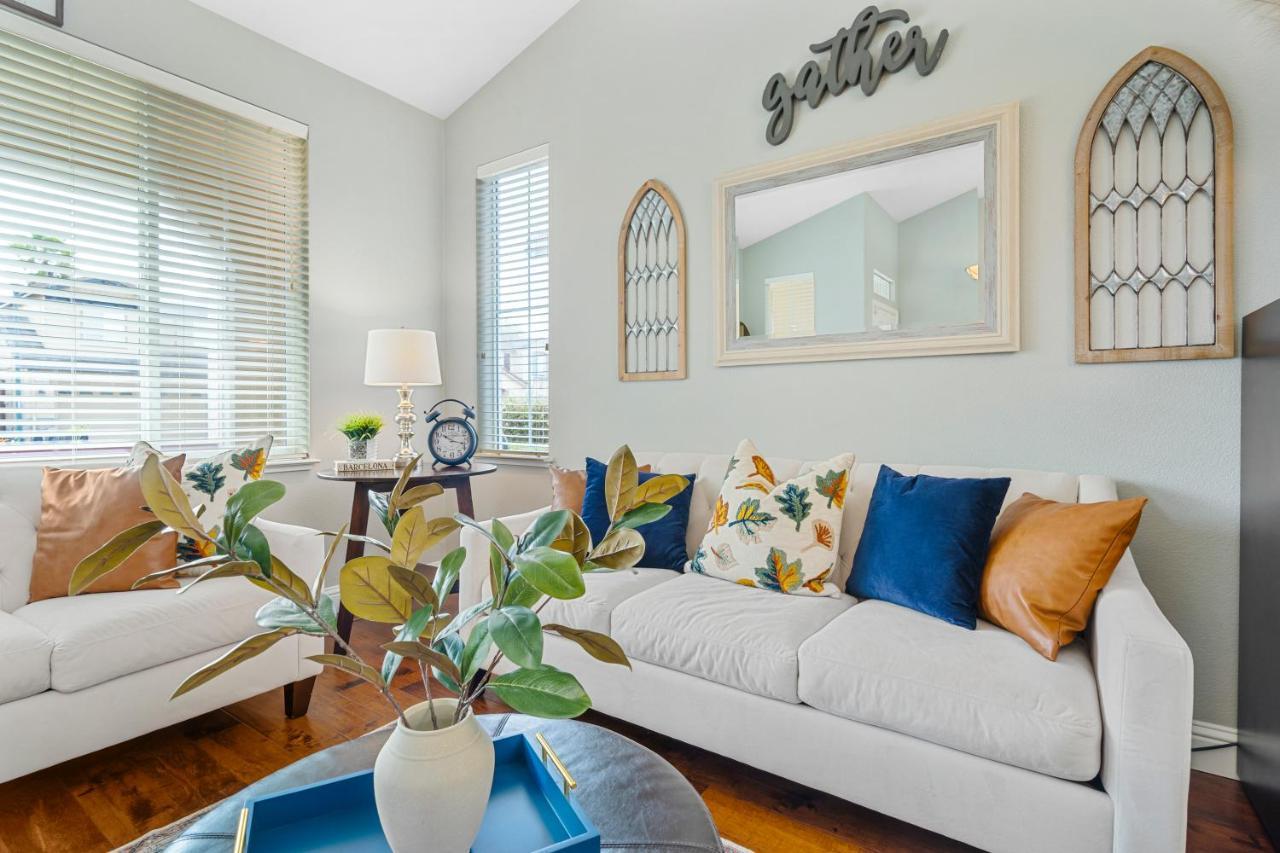 Brand New Listing - Windsor “Winetopia” Getaway Kültér fotó