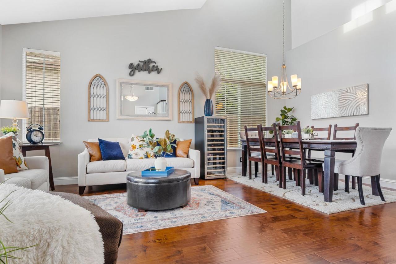Brand New Listing - Windsor “Winetopia” Getaway Kültér fotó