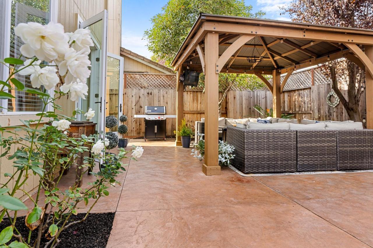Brand New Listing - Windsor “Winetopia” Getaway Kültér fotó